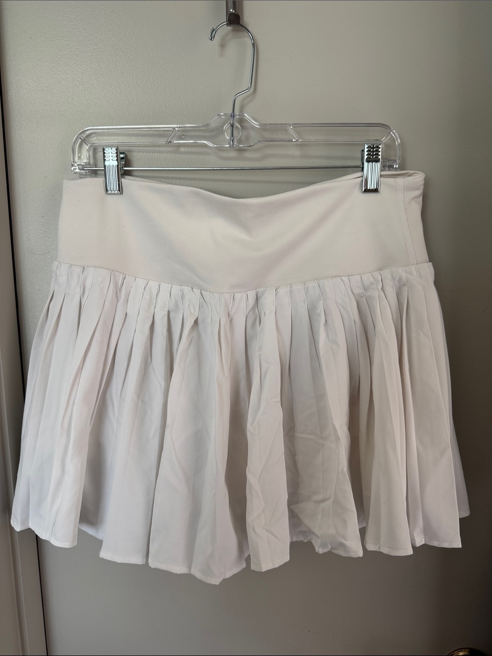 Women's Pleated White Athletic Skirt